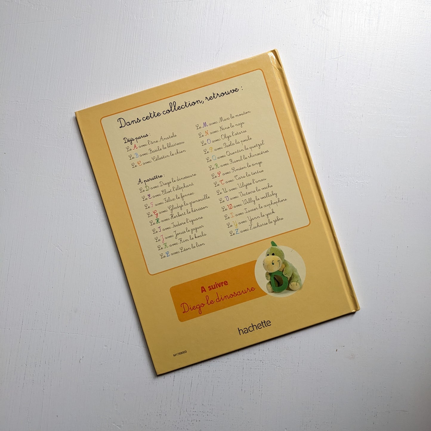 Découvre le C avec Célestin le chien