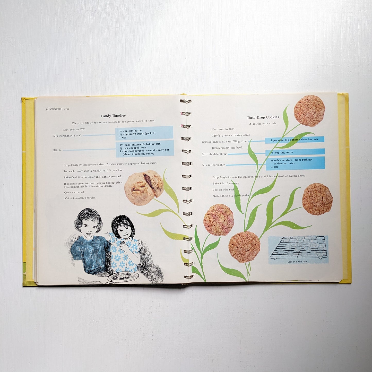 Betty Crocker's new Boys and Girls cookbook (Anglais/English)