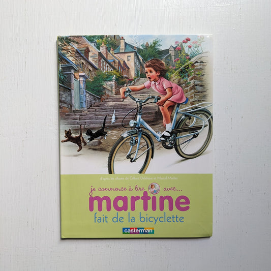 Martine :  Je commence à lire avec Martine #32 Martine fait de la bicyclette