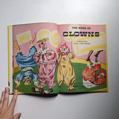 The book of clowns (Anglais/English)
