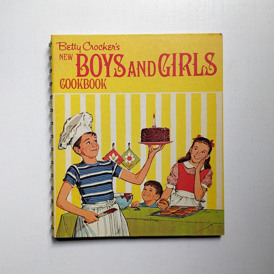 Betty Crocker's new Boys and Girls cookbook (Anglais/English)